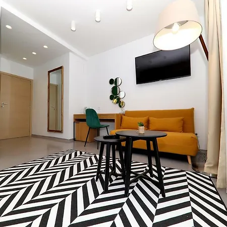 White Zadar345 * זאדאר