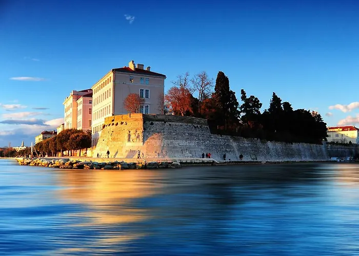 White Zadar345 Apartman Zára