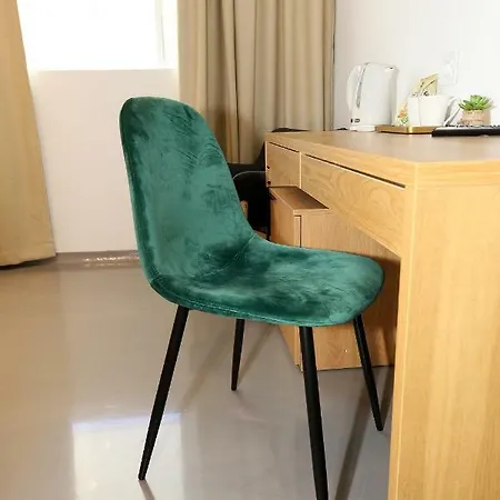 公寓 White Zadar345 *