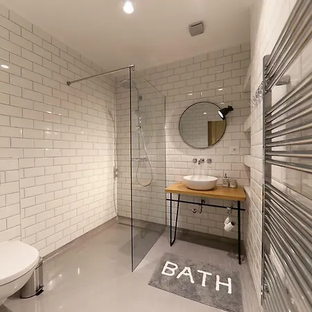 White Zadar345 자다르