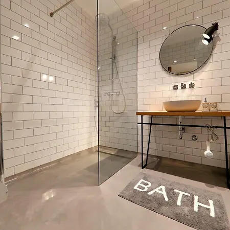 White Zadar345 * 扎达尔