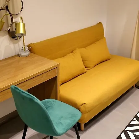 White Zadar345 扎达尔