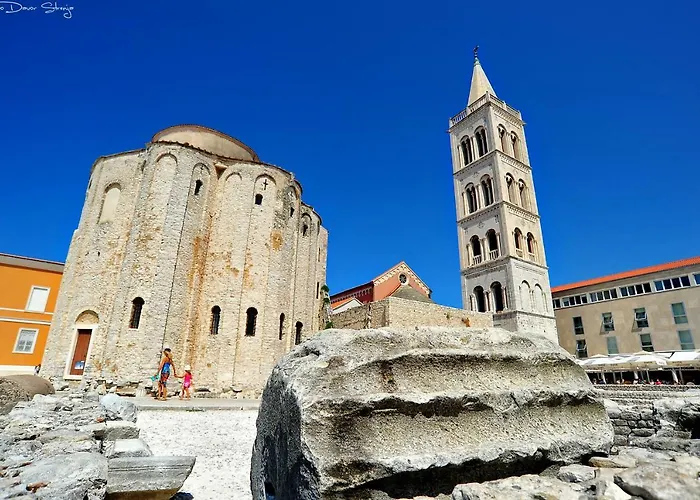 White Zadar345 شقة زادار